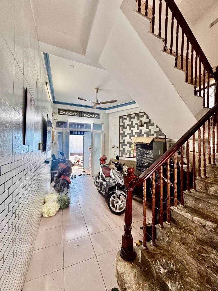 Nhà Hxh Đường Hoàng Hoa Thám Quận Bình Thạnh Phường 7 Cũ