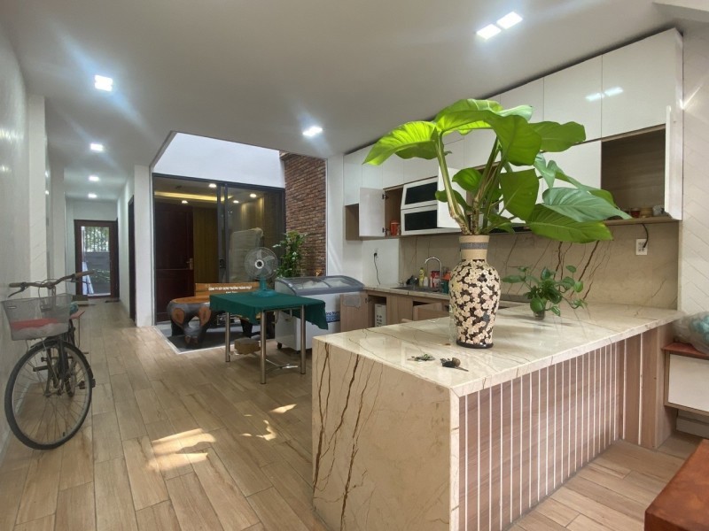 Bán Nhà 3 Tầng Trung Tâm Biên Hòa,Shr Đường Ô Tô,Gần Chợ Cây Chàm,Giá Tốt