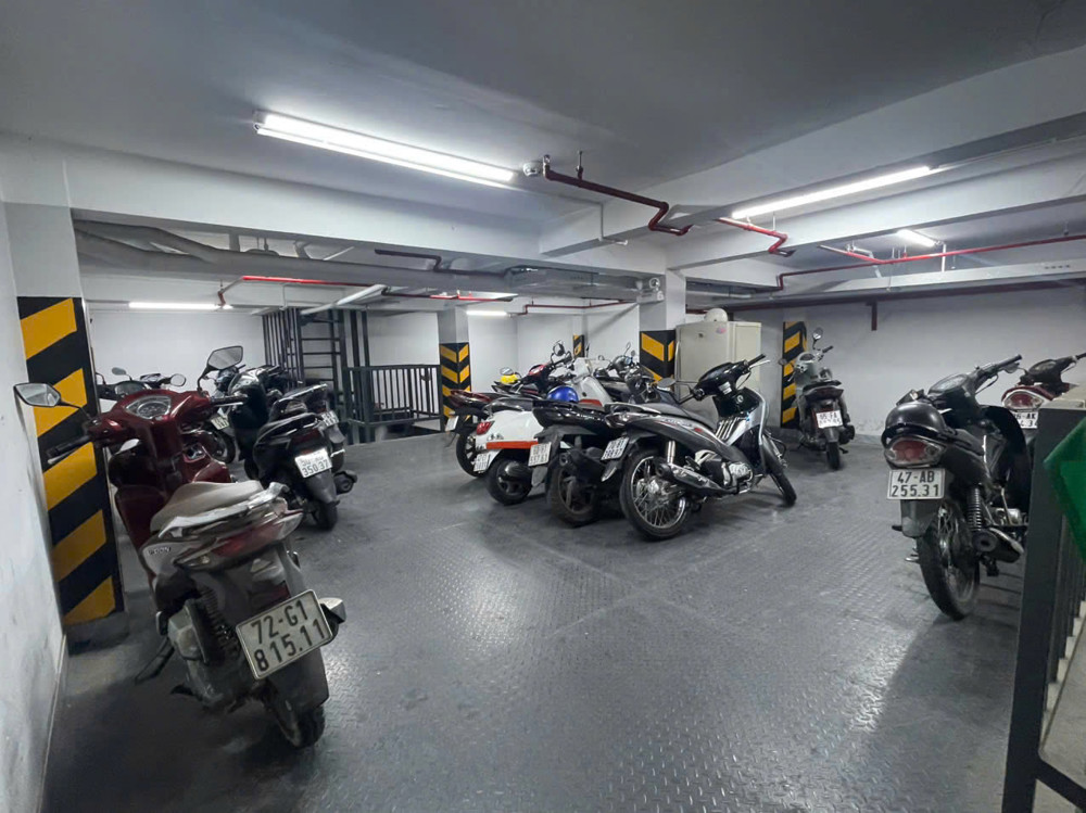 Siêu Phẩm Dòng Tiền - Bán Nhà 7 Tầng Bình Thạnh_hutech Ung Văn Khiêm_8x20_hdt 165Tr_34.9 Tỷ