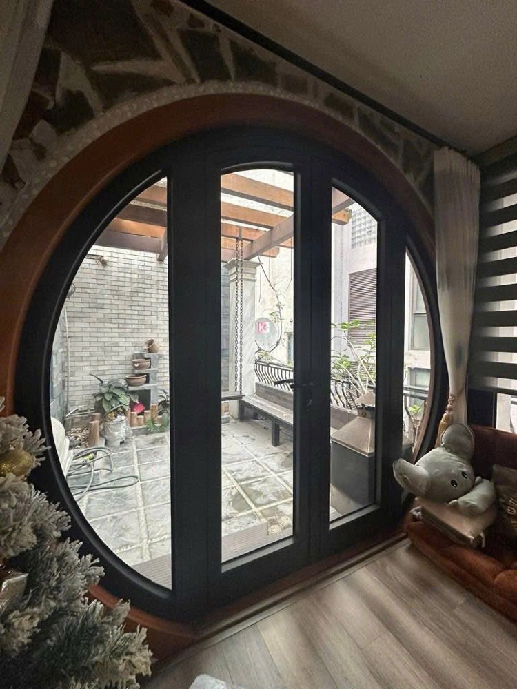 Phố Vip- Mặt Tiền Khủng -Hoa Hậu Tây Hồ Phố Nguyễn Đình Thi 92M 4T Giá 82 Tỷ , Thông -Giá Tốt- Vận