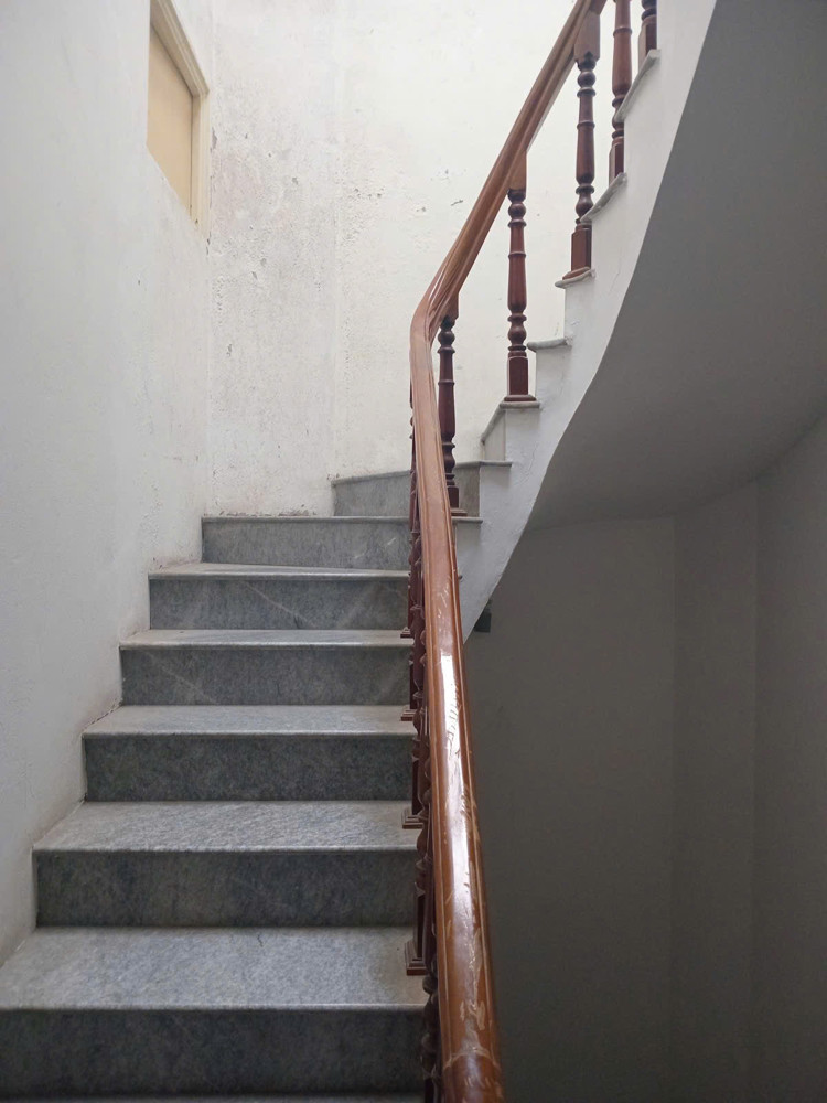 Bán Nhà Trong Ngõ Lê Trọng Tấn, Tx Ô Tô Đỗ Cửa 46M2 * 4T * 4,5M Mặt Tiền, Hơn 18Tỷ, An Ninh Tốt,