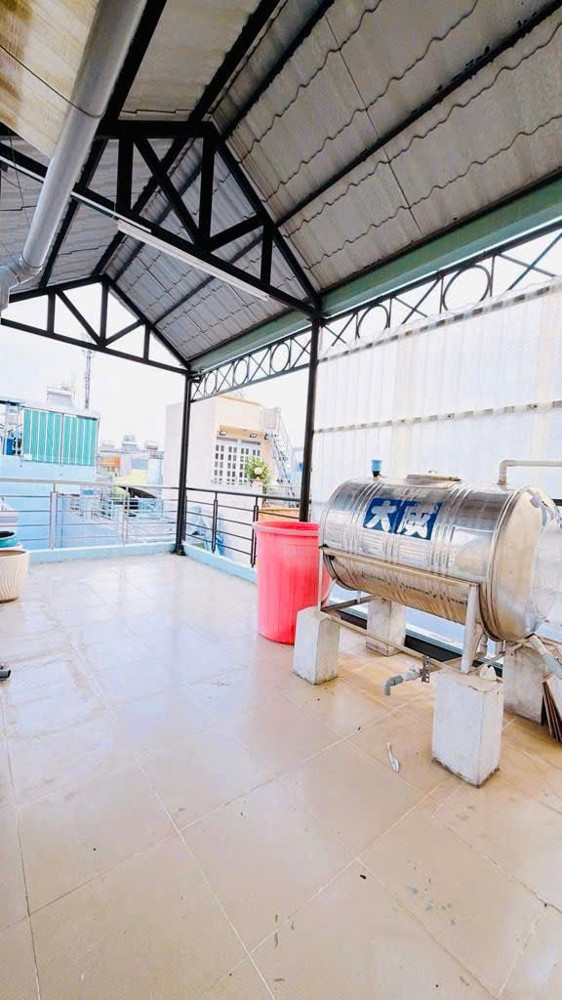 Bán Nhà Sát Mặt Tiền Q4 Đúc 5 Tấm Có 4 Đ Đói Diện Q1