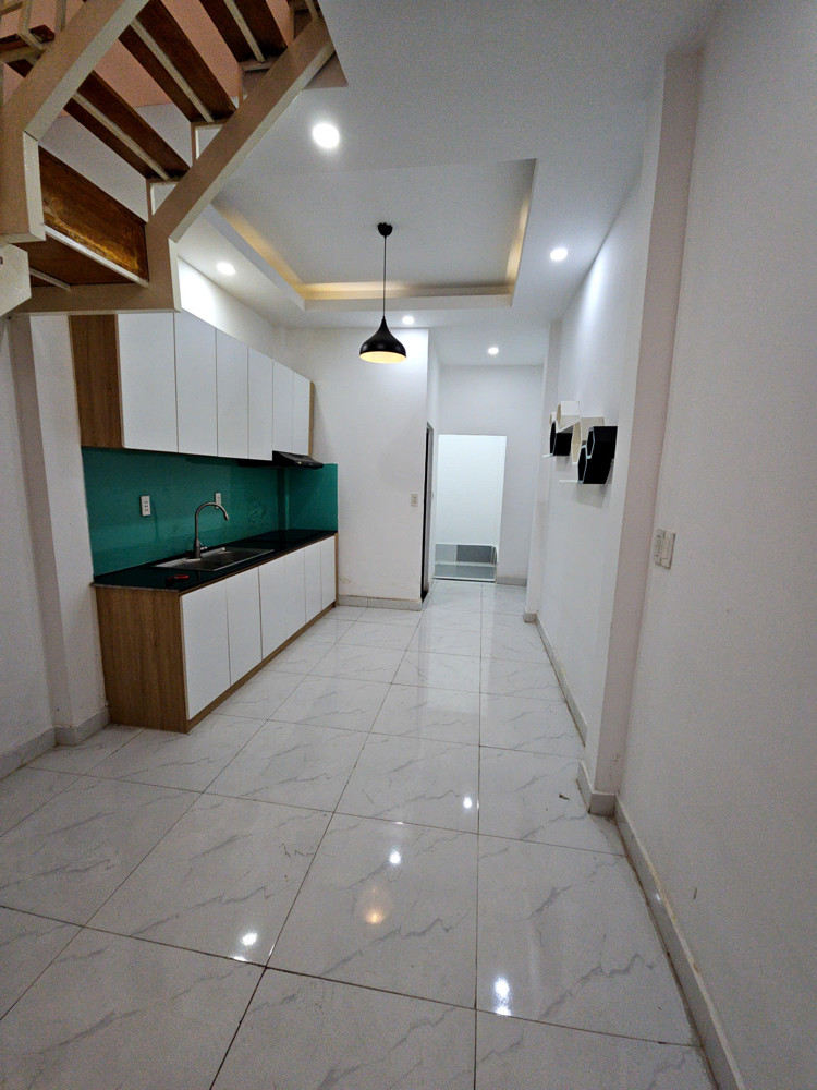 Bán Nhà Sát Mặt Tiền Khánh Hội Q4 Đối Diện Q1 Đã Giảm 300 Triệu Còn 4 Đ