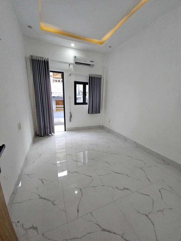 Bán Nhà Sát Mặt Tiền Khánh Hội Q4 Đối Diện Q1 Đã Giảm 300 Triệu Còn 4 Đ