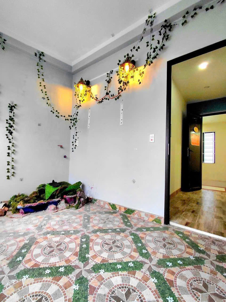 Nhà Lạch Tray - Vũ Trọng Khánh - 77M 3 Tầng - Diện Tích Cực Rộng