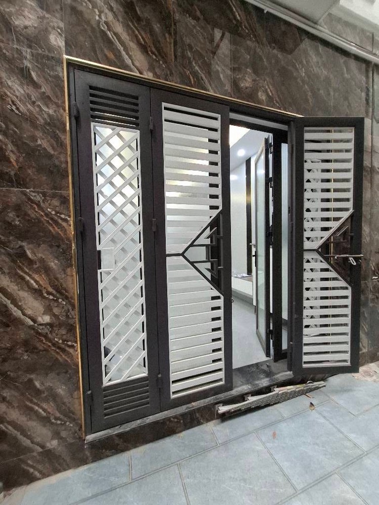 Võ Chí Công 36M X5 Tầng 8,8 Tỷ Full Nội Thất,Quy Hoạch Nhà Cách Đường 20M