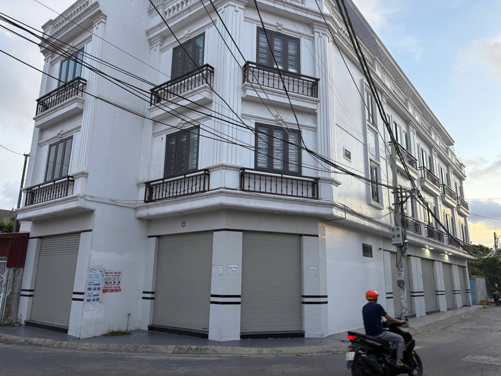 Bán Nhà 4 Tầng Mặt Đường Nam Hải, Hải An Kinh Doanh Tốt Giá 3,8 Tỷ