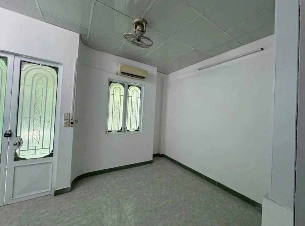 Bán Căn Góc 2 Tầng Tttp Hẻm Lê Đại Hành - Phường Nha Trang