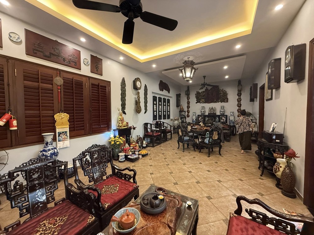 Bán Nhà Mặt Ngõ Phố Trích Sài 275M 4T Mt 15M Chỉ 65 Tỷ Ô Tô Vào Nhà Gần Hồ Tây