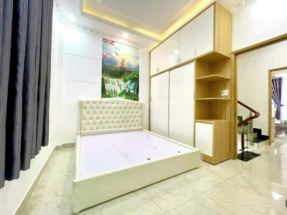 Giá 7.1 Tỷ- Nhà 4 Tầng- Gần Phú Mỹ Hưng- Huỳnh Thị Đồng- Hxh 6M- Dt 4.6 X 12 - 2 Lầu- 4Pn- Hoàn