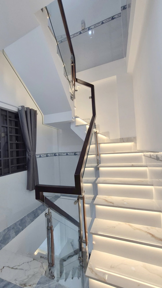 Nhà Mới 2 Lầu/st Đúc Btct Hưng Phú P8q8 (P.chánh Hưng) Full Nội Thất