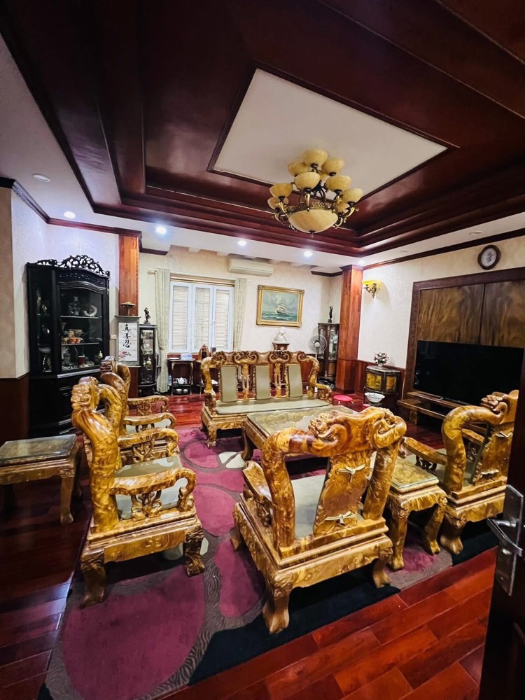 Cần Bán Nhà Phố Huỳnh Thúc Kháng -72 M2 - 7 Tầng - Mt 16M - Giá 56 Tỷ