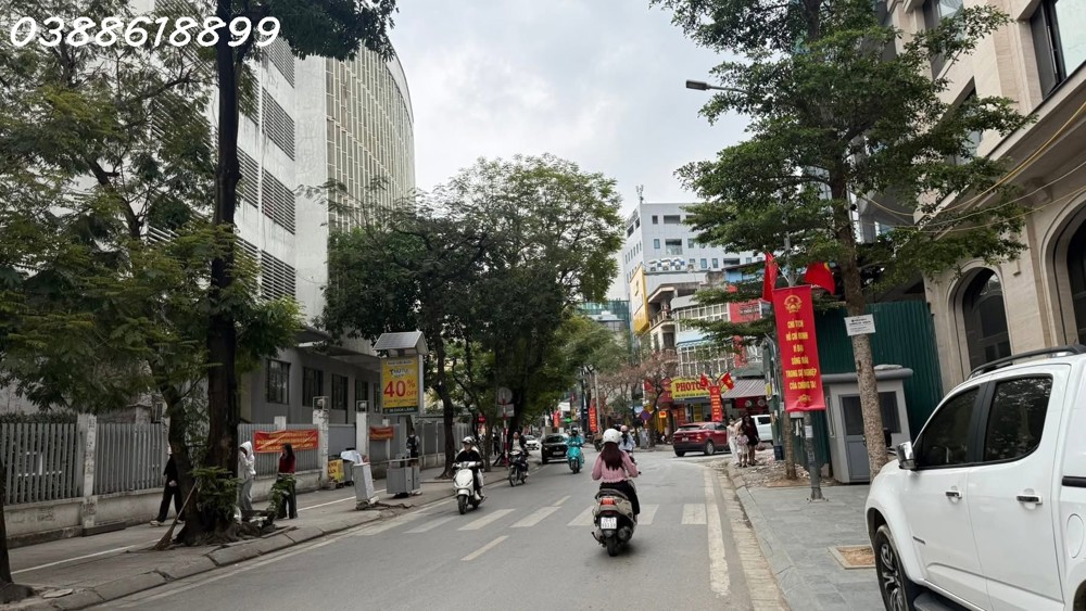 Bán Siêu Phẩm Building Mặt Phố Chùa Láng - 135M2 - 9 Tầng - Giá 110 Tỷ