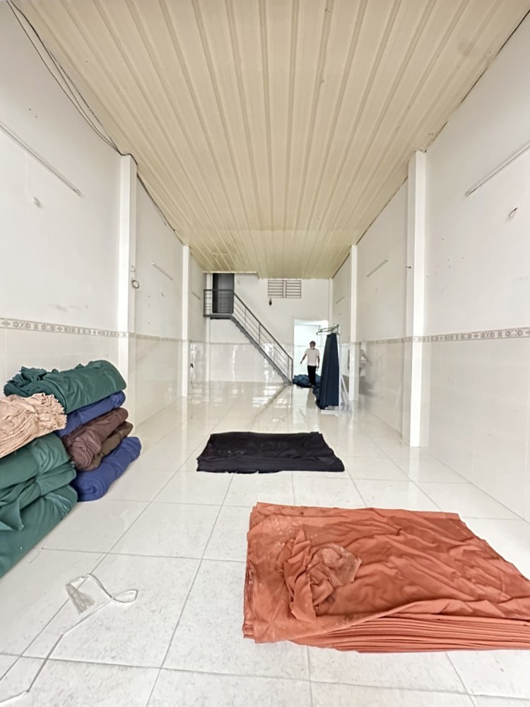 Bán Nhà Hẻm 8M Tân Sơn Nhì - Ngay Gò Dầu, 12X18m, 2 Tầng Cũ - Tiện Xây Mới, Hạ 28,9 Tỷ