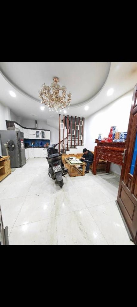 Cách Phố 50M - Nhà Mới Phân Lô - Nhỉnh 8 Tỷ Quá Hiếm