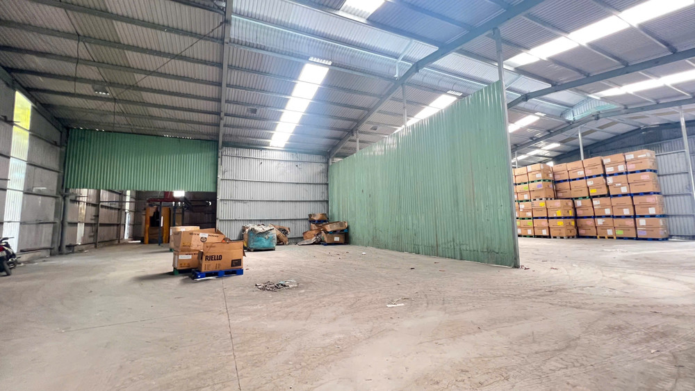 Xn182 Nhà Xưởng Với Khuôn Viên Sân Bãi Lớn, Tba Sử Dụng Riêng, Xa Khu Dân Cư