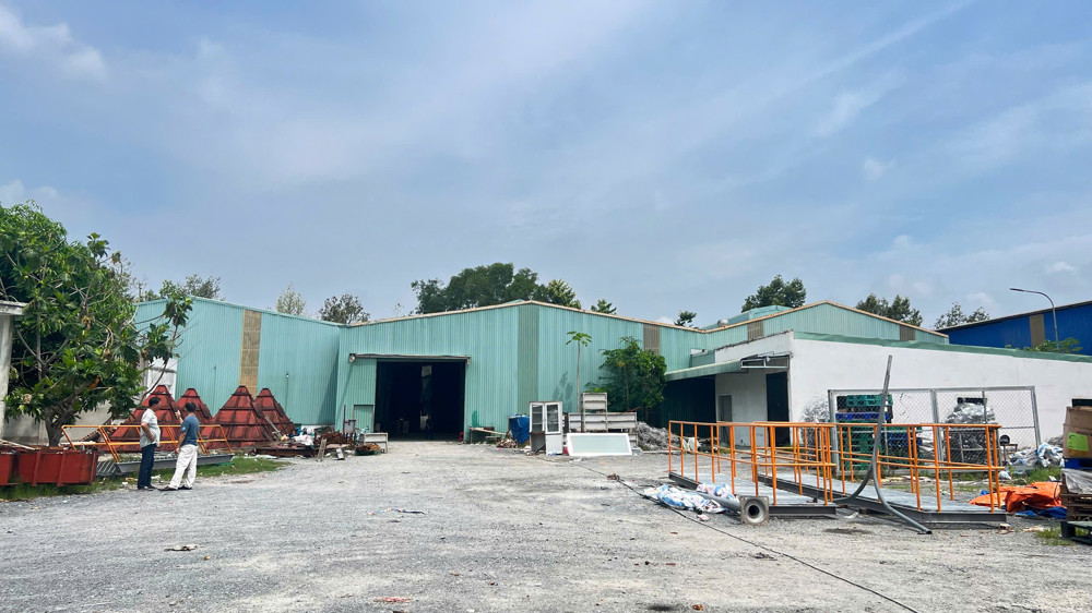 Xn182 Nhà Xưởng Với Khuôn Viên Sân Bãi Lớn, Tba Sử Dụng Riêng, Xa Khu Dân Cư