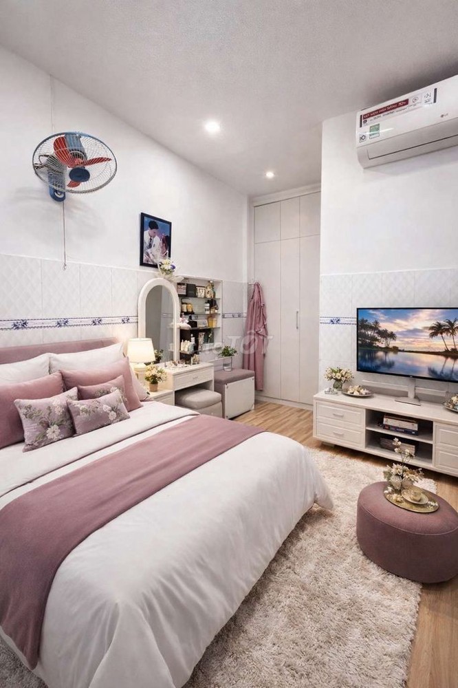 3 Tầng Gần Mặttiền Gần Tânphú 50M2 Dưới 3.9 Tỏi ++++ Thương Lượng Mạnh