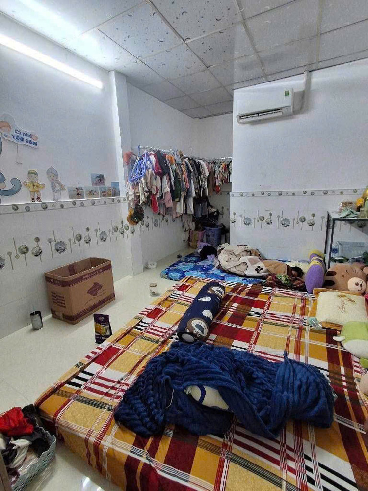 Bán Nhà Huỳnh Tấn Phát, Quận 7, 2 Tầng, 2Pn, Sổ Hồng Riêng, Giá 4.7 Tỷ