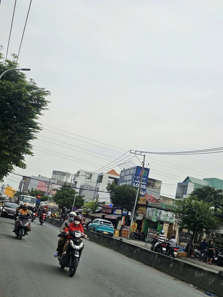 Quận 7, Mặt Tiền Huỳnh Tấn Phát, 8X33m, Chỉ 49 Tỷ, Tiện Xây Mới, Cần Bán Gấp