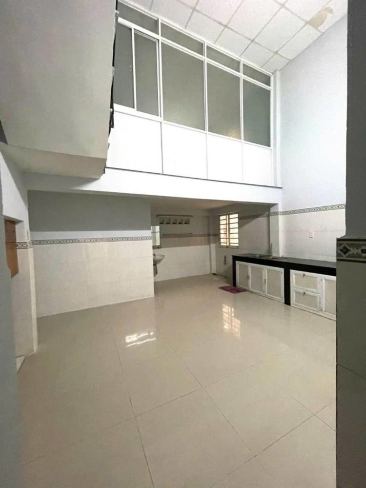 Bán Nhà Rẻ Và Đẹp Ngay Trung Tâm Trung Chánh,Hóc Môn