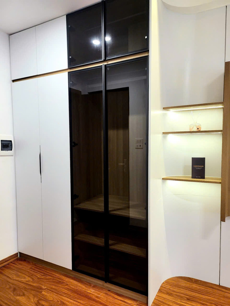 Bán Nhà 6 Tầng Ngô Xuân Quảng Thang Máy Phun Nội Thât Oto Đỗ Cửa Giá Chỉ Nhỉnh 8 Tỷ