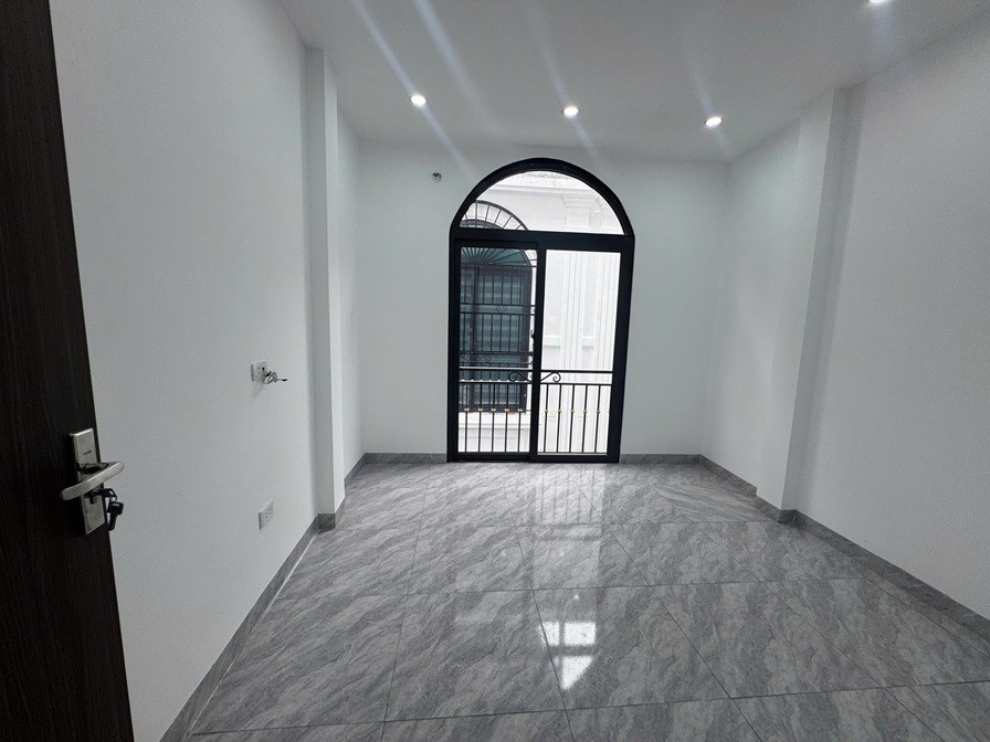 Nhà Đẹp - Giá Tốt Chính Chủ Bán Nhà Mới Đẹp 3,5Tầng X 36M2 Tại Cao Viên Thanh Oai, Ô Tô Đỗ Cửa