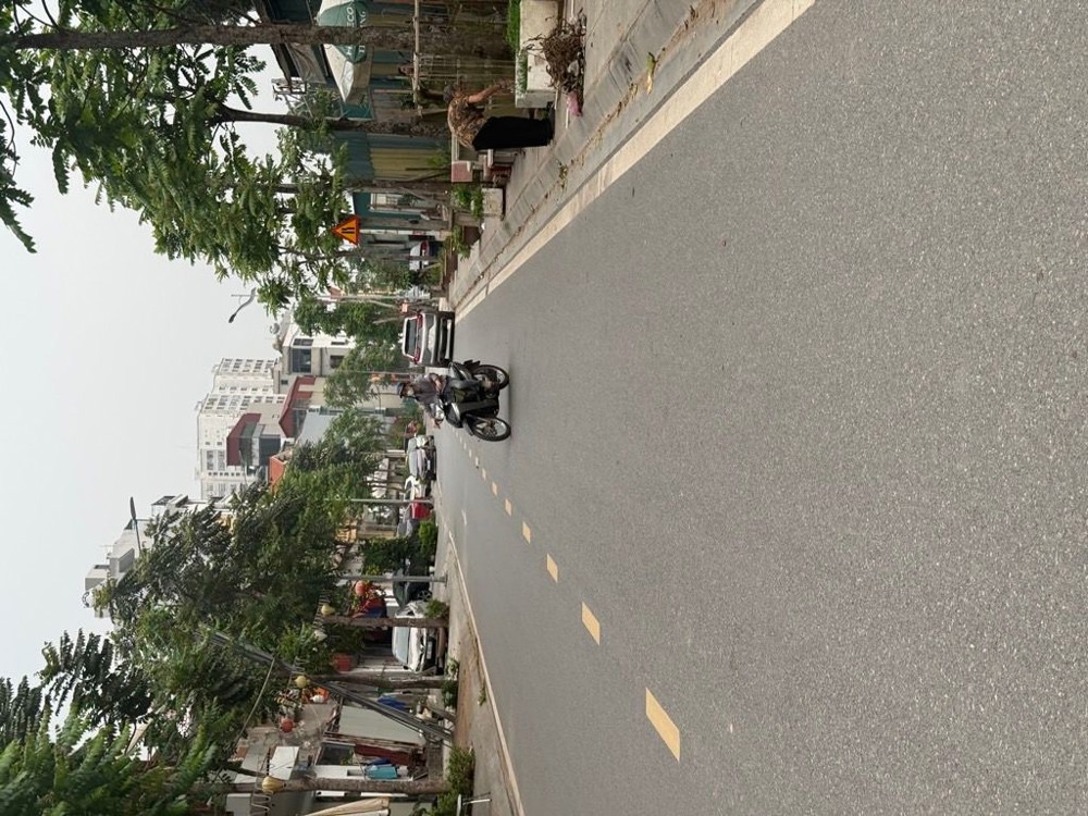 Bán Nhà C4 Khai Sơn Ngọc Thuỵ, 35M X 3M8 Vỉa Hè Kinh Doanh