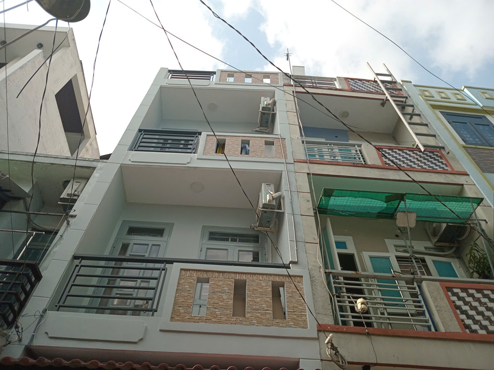 Bán Nhà Phường Bình Trị Đông, Khu Lê Văn Quế, Gần Ngã Tư Bốn Xã, Hẻm Xe Hơi, 3 Tầng Hoàn Công Đủ,