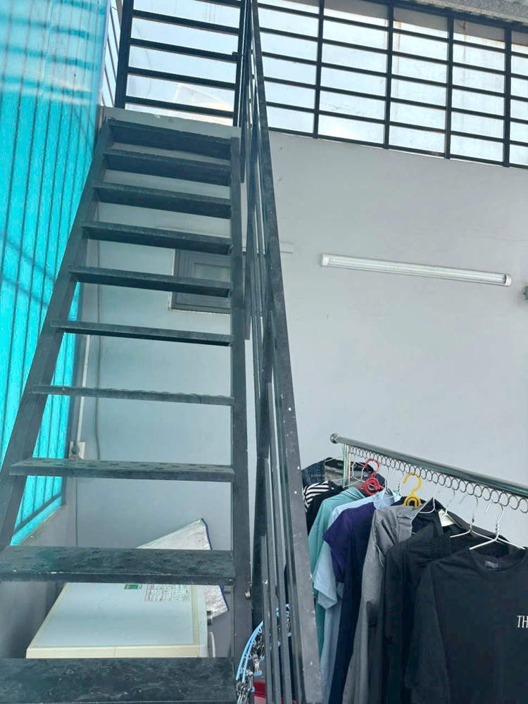 Nhà 50M2 2Lầu/st Hẻm 154 Âu Dương Lân P3q8 (P.chánh Hưng)