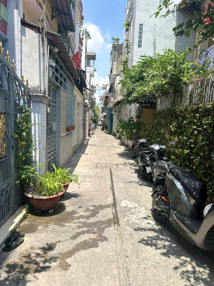 Nhà 50M2 2Lầu/st Hẻm 154 Âu Dương Lân P3q8 (P.chánh Hưng)