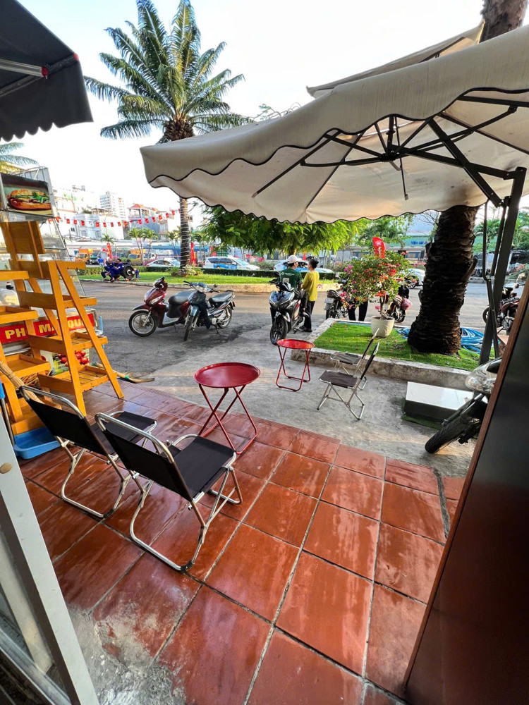 Sang Nhượng Mặt Bằng Kinh Doanh Cafe – Thực Phẩm Tại Ga Sài Gòn