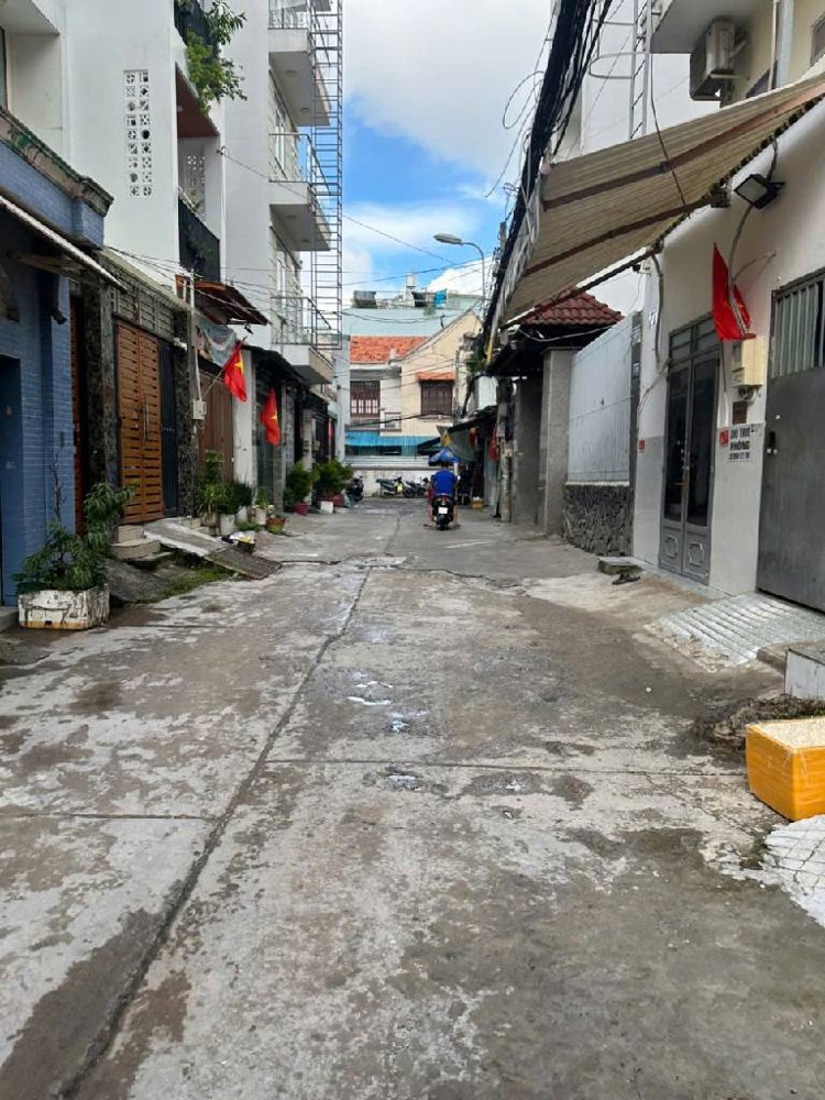 Bán Đất Tặng Nhà C4 - 60M2 - Dương Quãng Hàm - Khu Vip Gò Vấp - Phù Hợp Đầu Tư Giữ Tiền - Sẵn Hđ