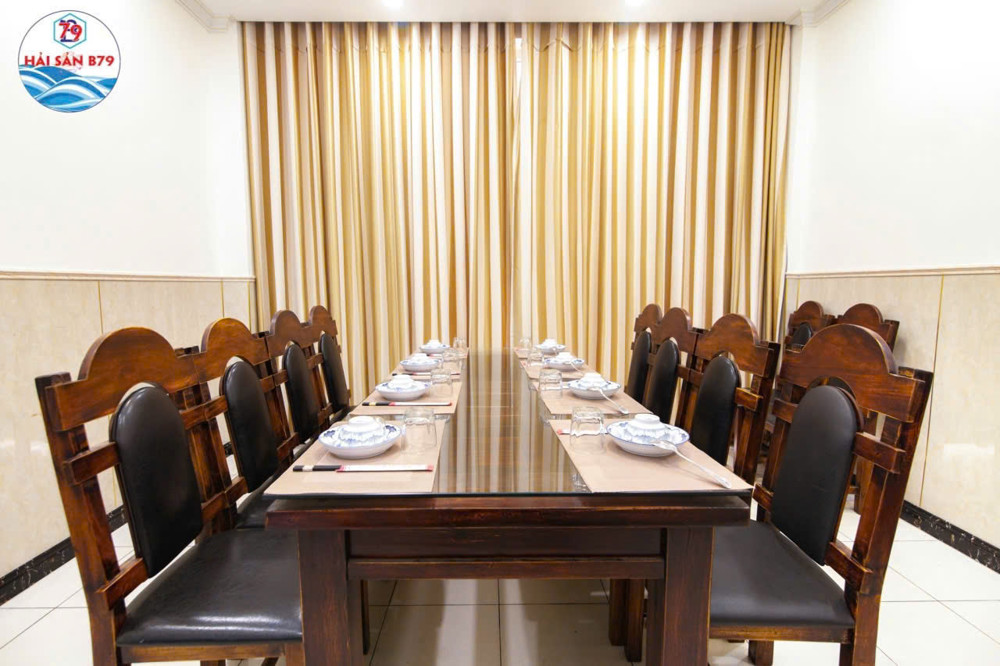 Sang Nhượng Nhà Hàng Quy Mô Lớn – Vị Trí Đẹp Quận Trung Tâm