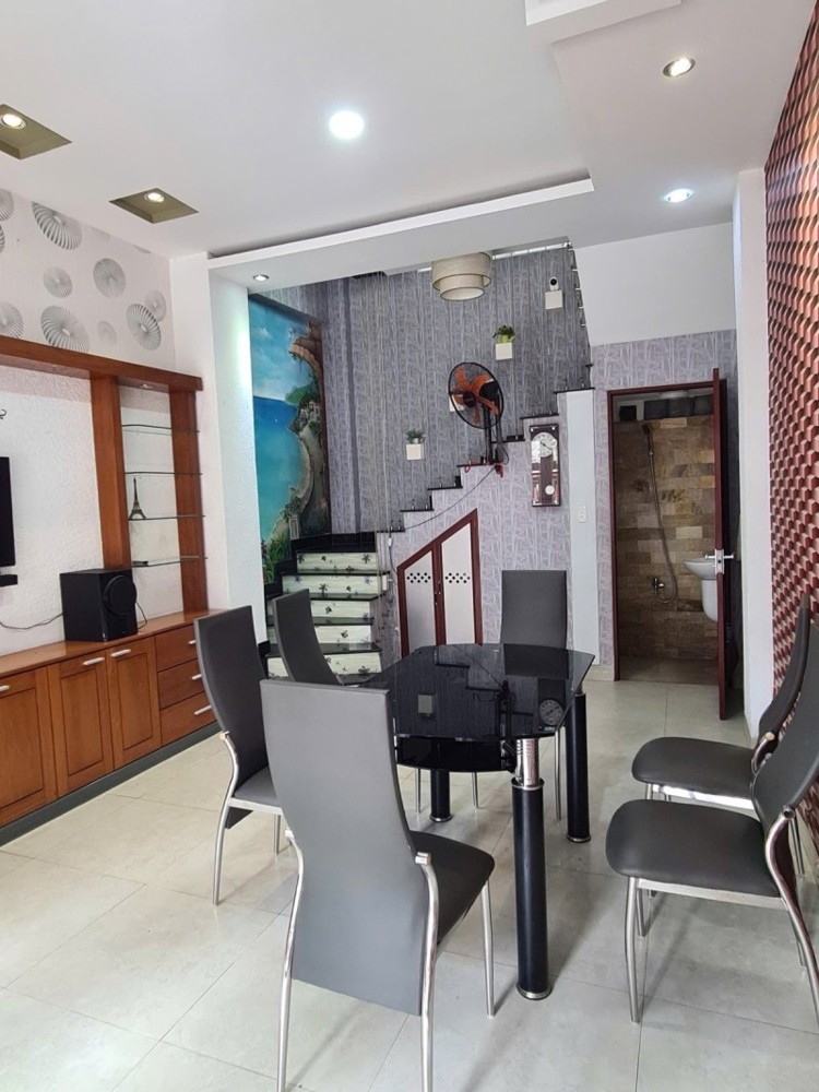 ► Mt Huỳnh Thúc Kháng, Sát Nguyễn Văn Linh, 5 Tầng Cứng, Kd Cực Tốt, 6.X Tỷ