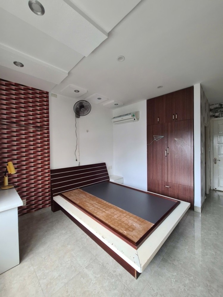 ► Mt Huỳnh Thúc Kháng, Sát Nguyễn Văn Linh, 5 Tầng Cứng, Kd Cực Tốt, 6.X Tỷ