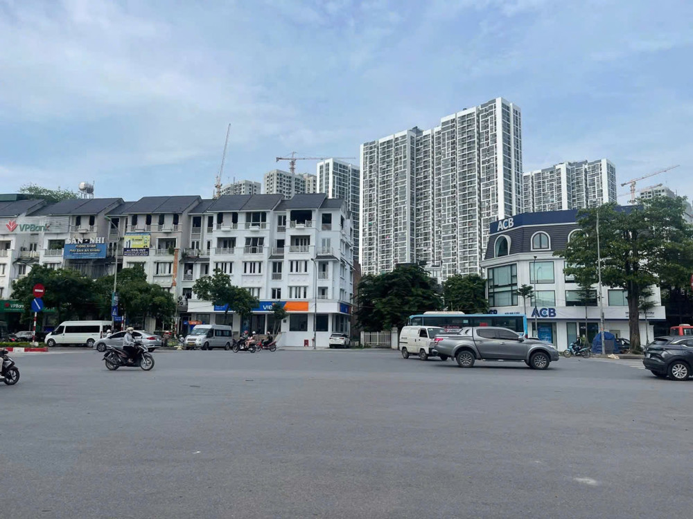 Siêu Phẩm Mặt Đường Trục Chính Lê Trọng Tấn – Kinh Doanh Đỉnh Cao