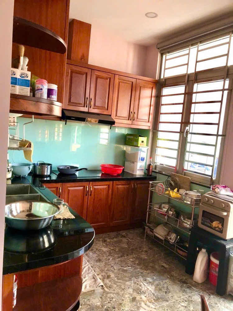 Nhà 4 Tầng (5X10) Mt Đường 30M Vỉa Hè – Nhà 4 Tầng – Giá 9.4 Tỷ