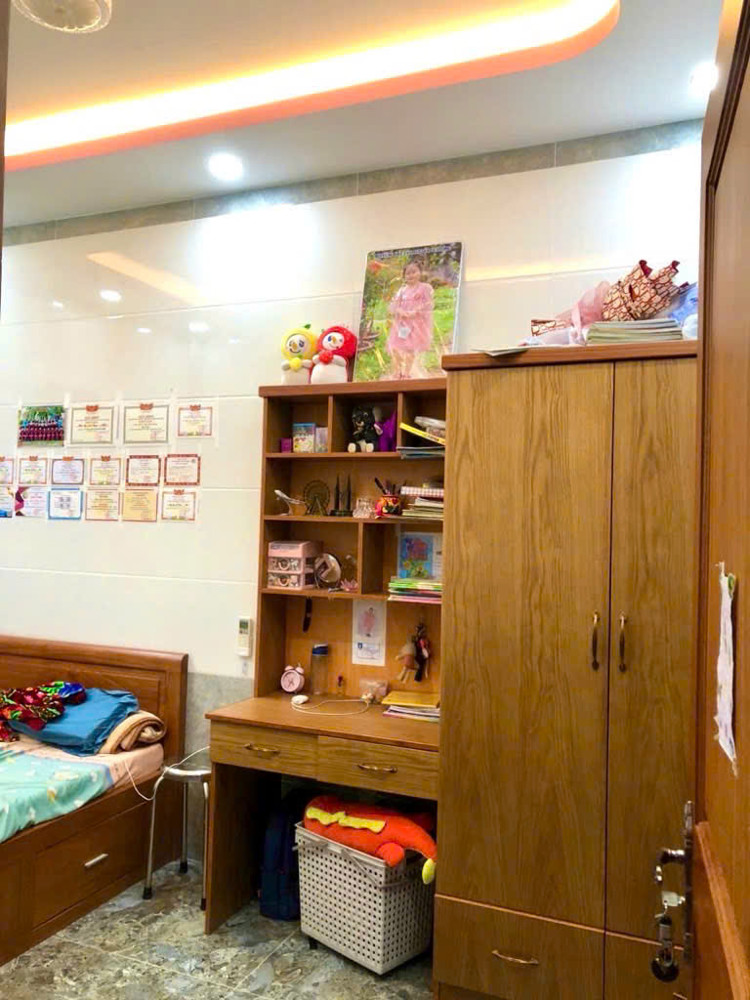 Nhà 4 Tầng (5X10) Mt Đường 30M Vỉa Hè – Nhà 4 Tầng – Giá 9.4 Tỷ