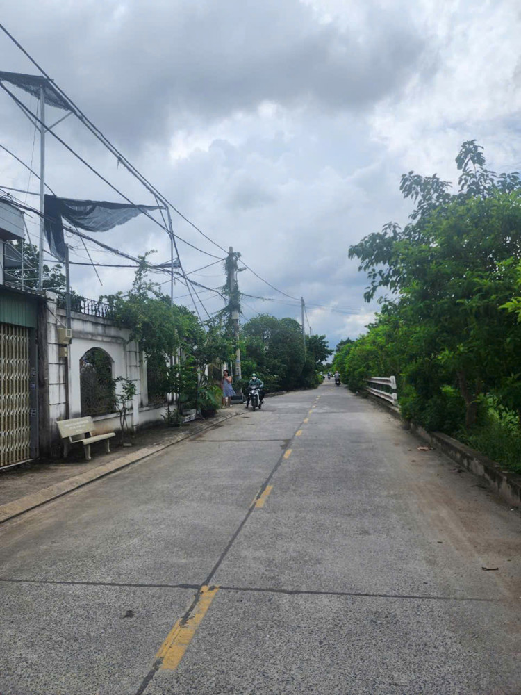 Giảm 1T Bán Nhanh Xưởng (7X19) Mặt Tiền Tl25 – View Bờ Kè – 6 Tỷ!