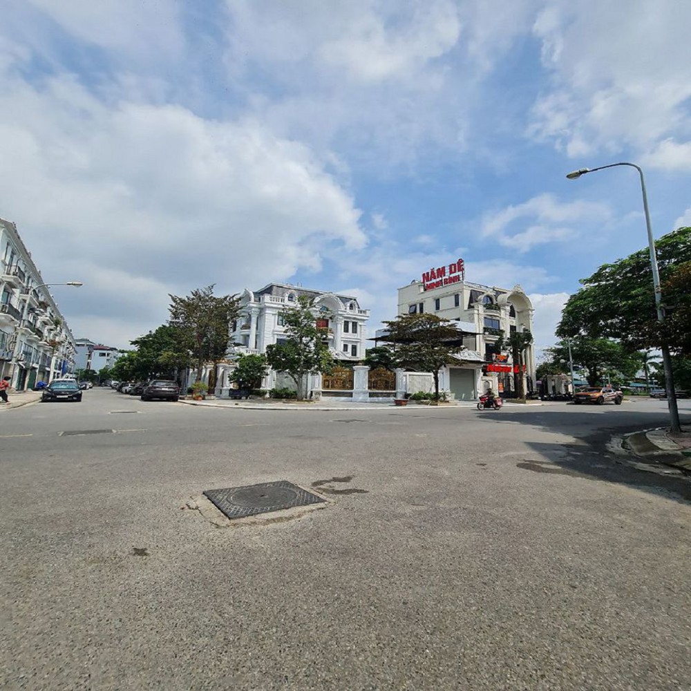 123M2 Đất Đấu Giá 31Ha, Trâu Quỳ, Gia Lâm, Hn. Đường 13M View Vườn Hoa. Lh 0989894845