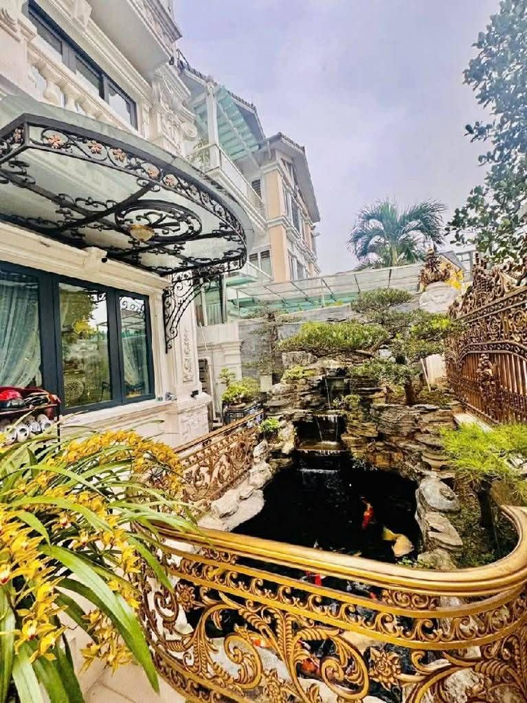 Biệt Thự Việt Hưng, Lô Góc, 4 Thoáng, Sân Vườn, Hồ Cá Koi, An Ninh Tuyệt Đối
