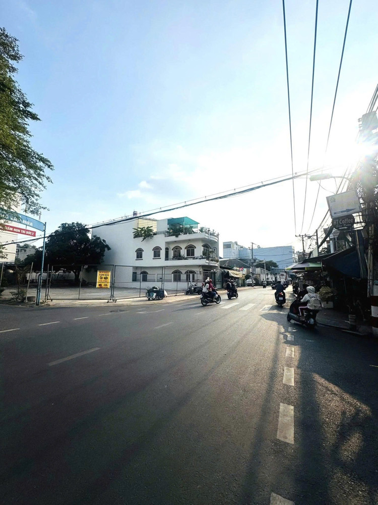 Bán Đất - 2 Mặt Tiền Tân Thành - Gần Âu Cơ, Giáp Bàu Cát, 11X30m, Tiện Xây Biulding, 33,5 Tỷ