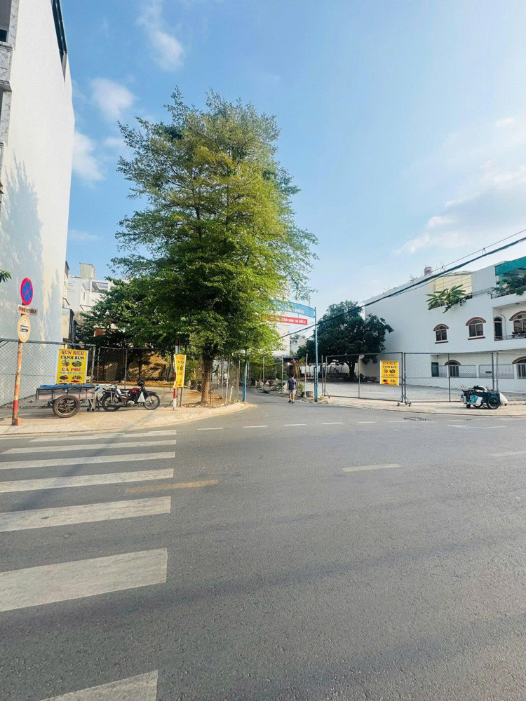 Bán Đất - 2 Mặt Tiền Tân Thành - Gần Âu Cơ, Giáp Bàu Cát, 11X30m, Tiện Xây Biulding, 33,5 Tỷ