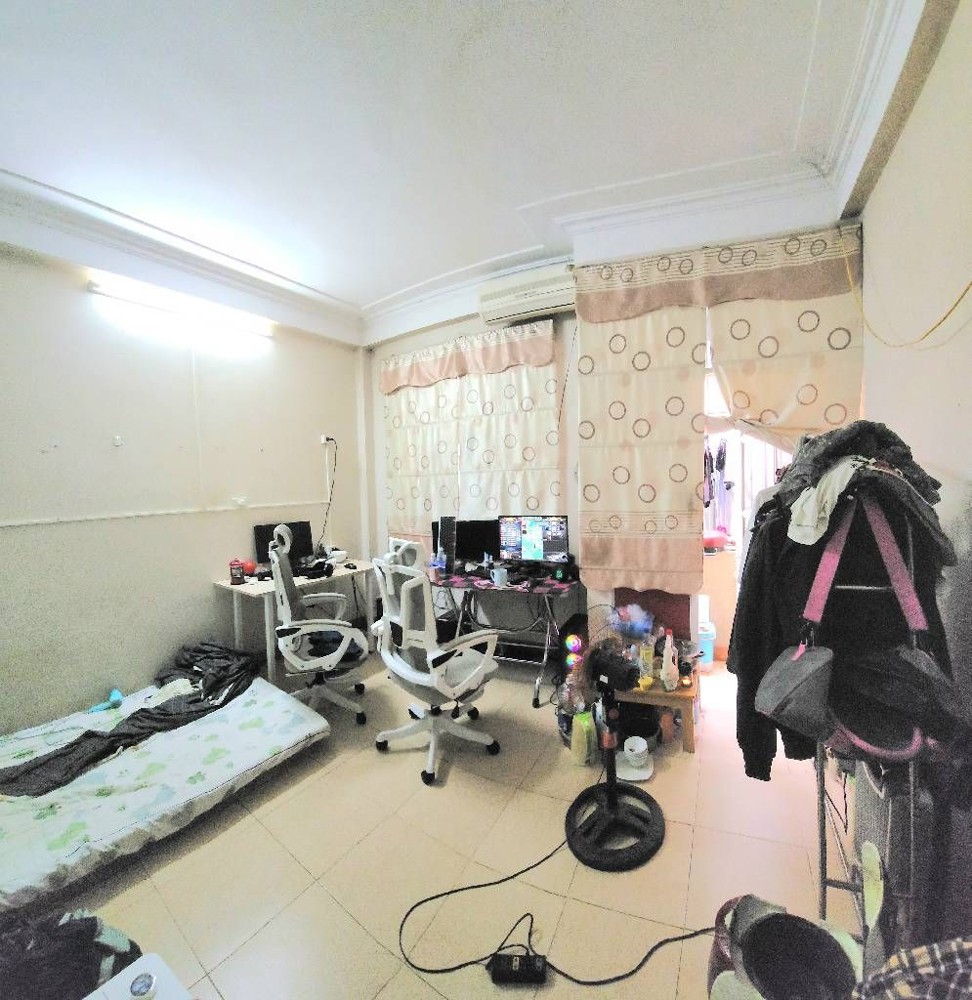 Mặt Ngõ To - Gần Phố - Ô Tô Đỗ Cửa - Đủ Công Năng - Dòng Tiền Ổn Định