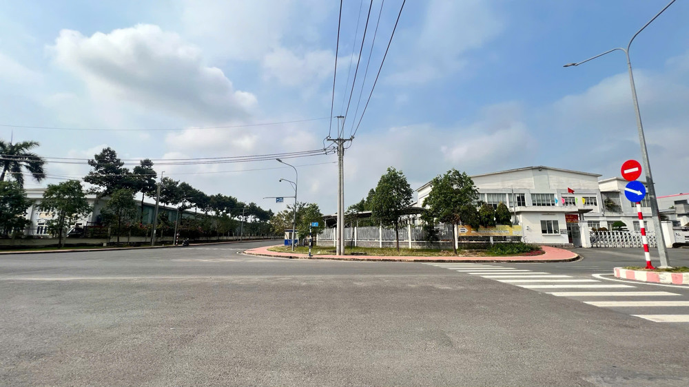 D151 Sẵn Sổ Cần Chuyển Nhượng Quỹ Đất Sản Xuất Công Nghiệp. Thu Hút Nhiều Dn Fdi