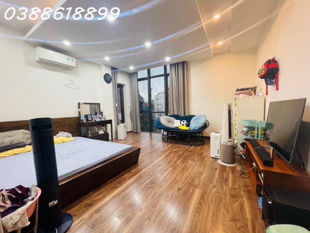 Siêu Phẩm Ngọc Khánh 110M2 - 8 Tầng - Mt Khủng 9.8M - Giá 85 Tỷ