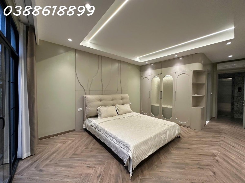 Siêu Phẩm Ngọc Khánh 110M2 - 8 Tầng - Mt Khủng 9.8M - Giá 85 Tỷ