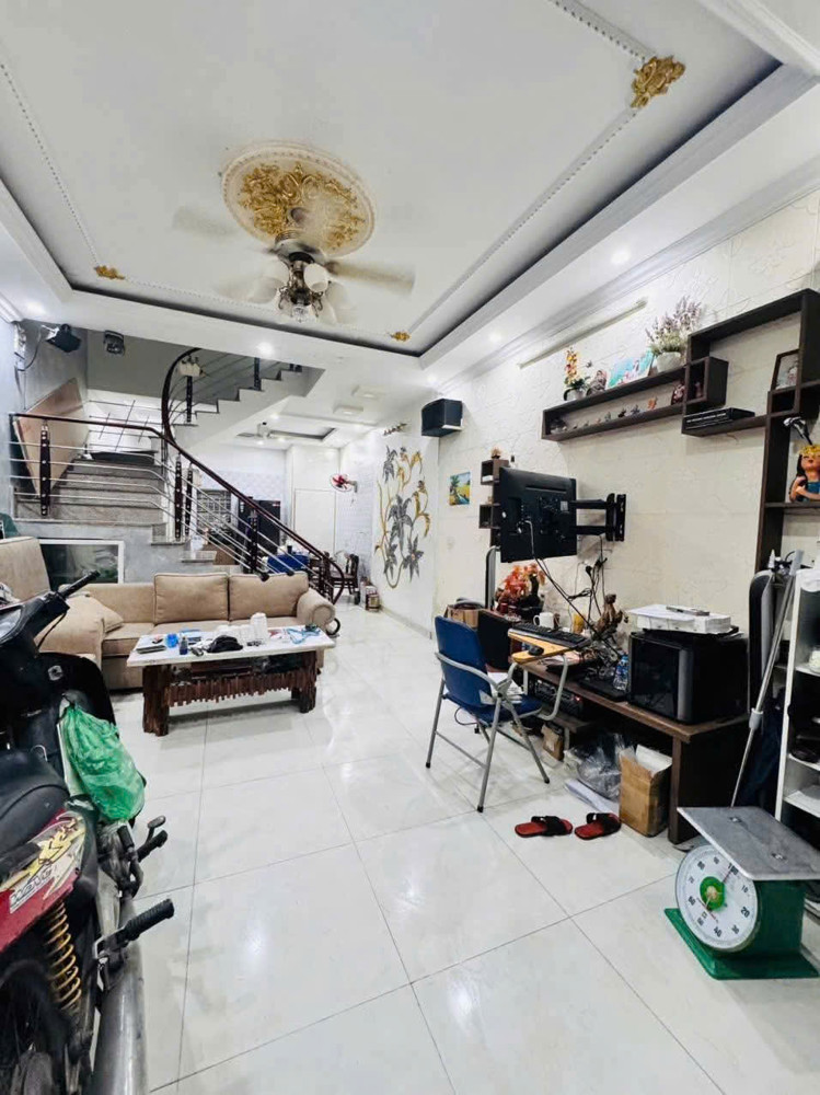 Bán Nhà Ngõ 90 Trung Lực - 48M 3 Tầng 1 Tum - Ô.tô Đỗ Cửa