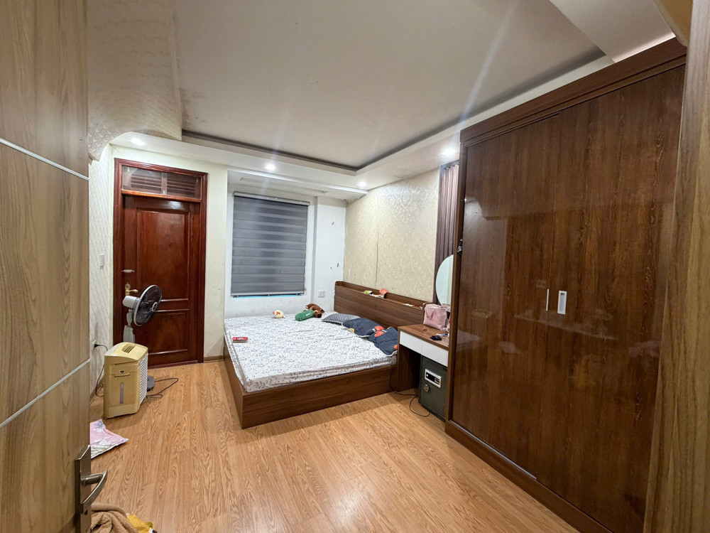 Bán Nhà Ngõ 302 Văn Cao - 46M 4 Tầng - Ngõ Nông - Ô.tô Vào Nhà